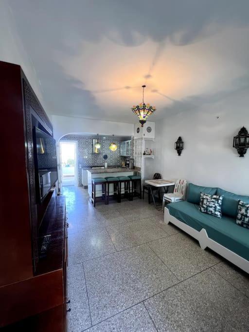 Beach-appartment Marbel At Malabata Appartement *